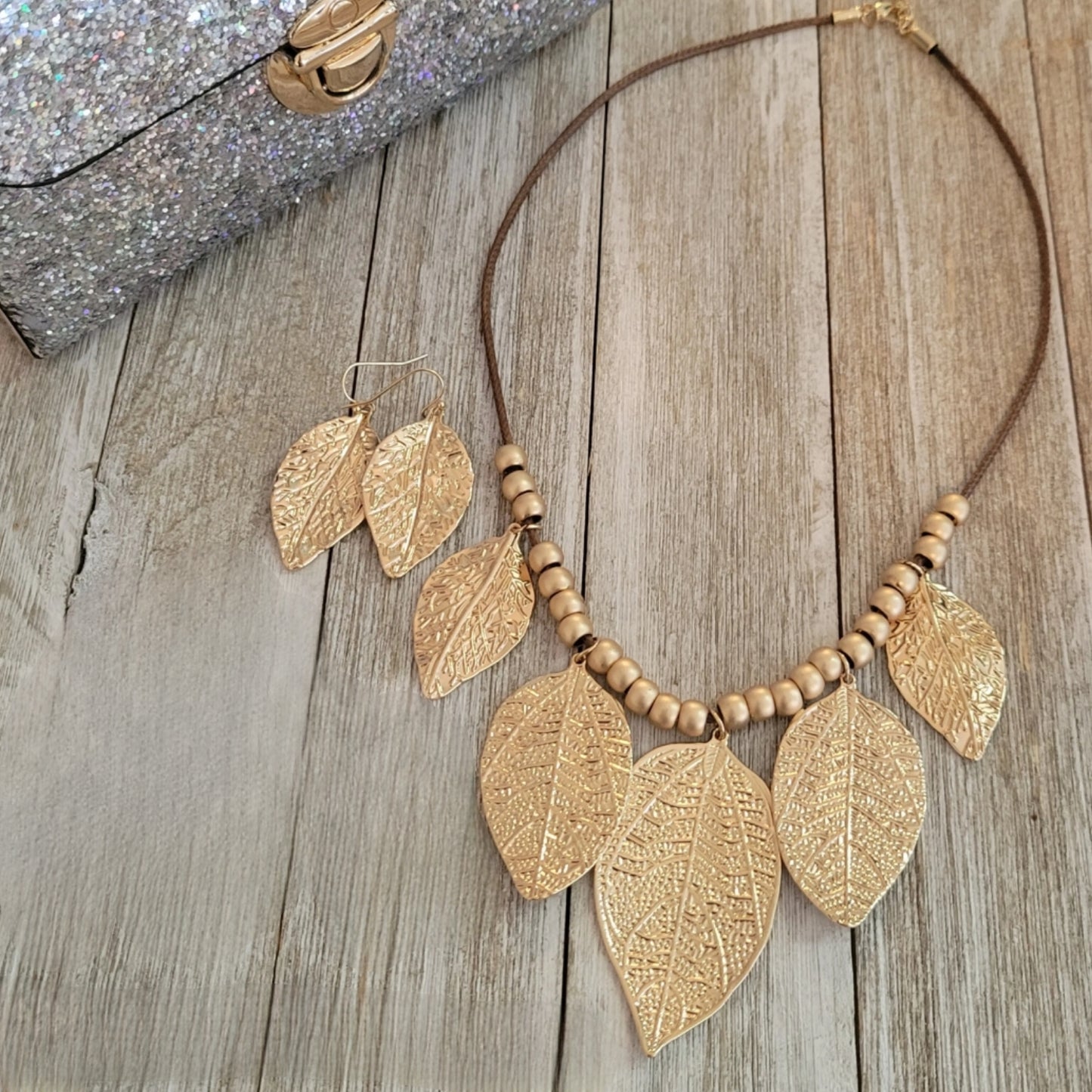 Fabuous Gold Leaf Necklace Set